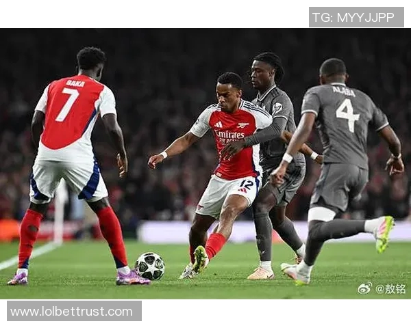 国王杯精彩对决皇马3-0阿森纳补时绝杀引发全场狂欢