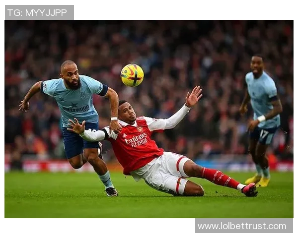 友谊赛激战曼联与巴萨平局点球大战引发全场热潮点评