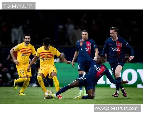 巴黎圣日耳曼逆转巴萨友谊赛精彩瞬间战术分析与全场回顾