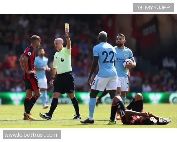 德甲激战曼城与尤文图斯平局红牌事件引发全场热议与战术分析 德甲激战曼城与尤文图斯平局红牌事件引发全场热议与战术分析