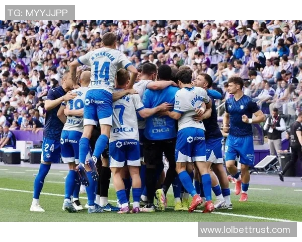 友谊赛精彩回顾：本菲卡逆转切尔西红牌事件引发全场热议