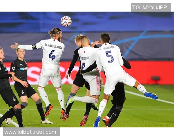 欧冠激战阿森纳与波尔图握手言和神奇扑救成焦点时刻