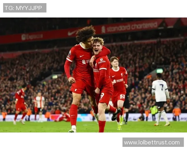 欧联杯惊喜时刻利物浦小胜AC米兰掀起历史冷门热潮